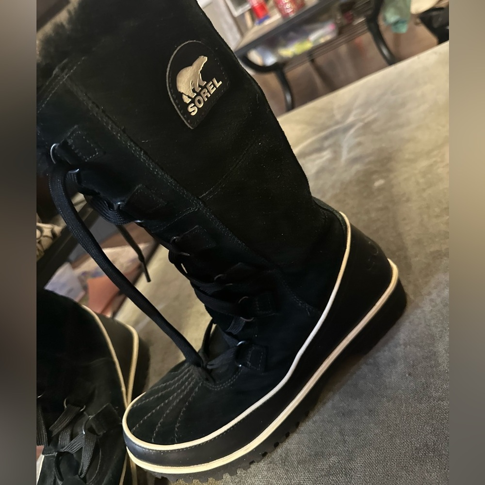 Sorel women size 10 winter boots